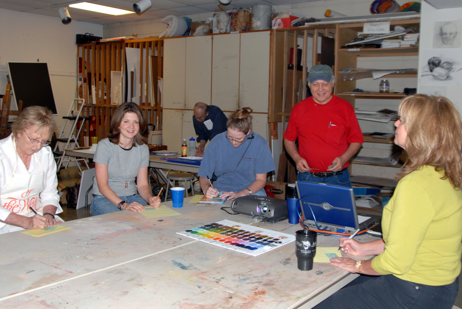 Terry Bean Instructs a Color Class at Arkansas Art Center